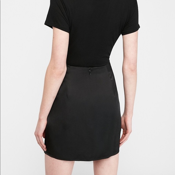 NWT Express Satin Drape Front Wrap Mini Skirt Size 8 - Picture 7 of 7